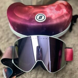 Blenders Aura Smoke Goggles